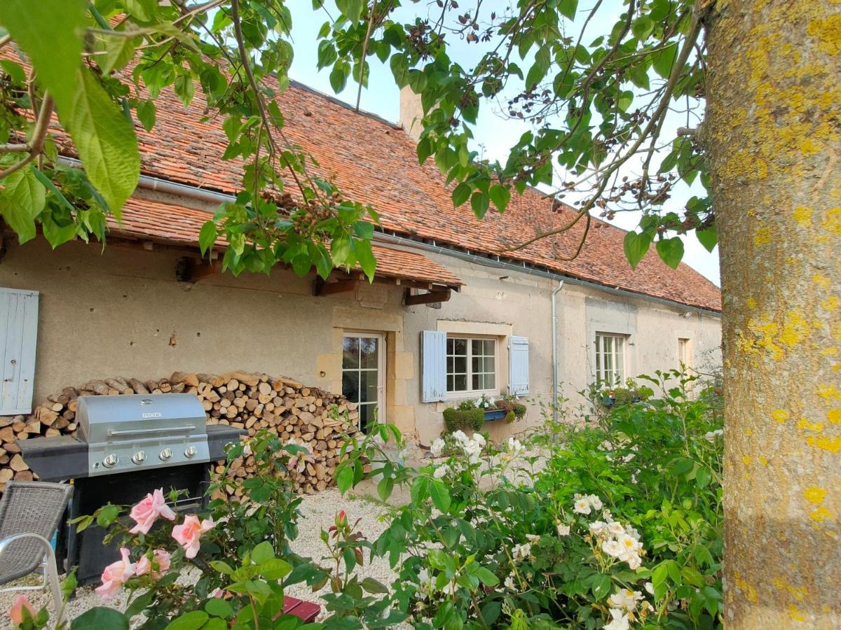 Gite De La Maison Fort Vereaux Экстерьер фото