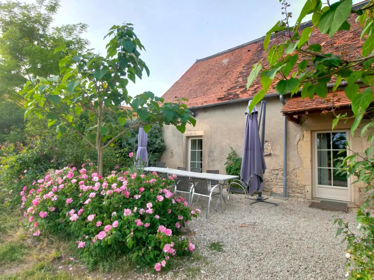 Gite De La Maison Fort Vereaux Экстерьер фото