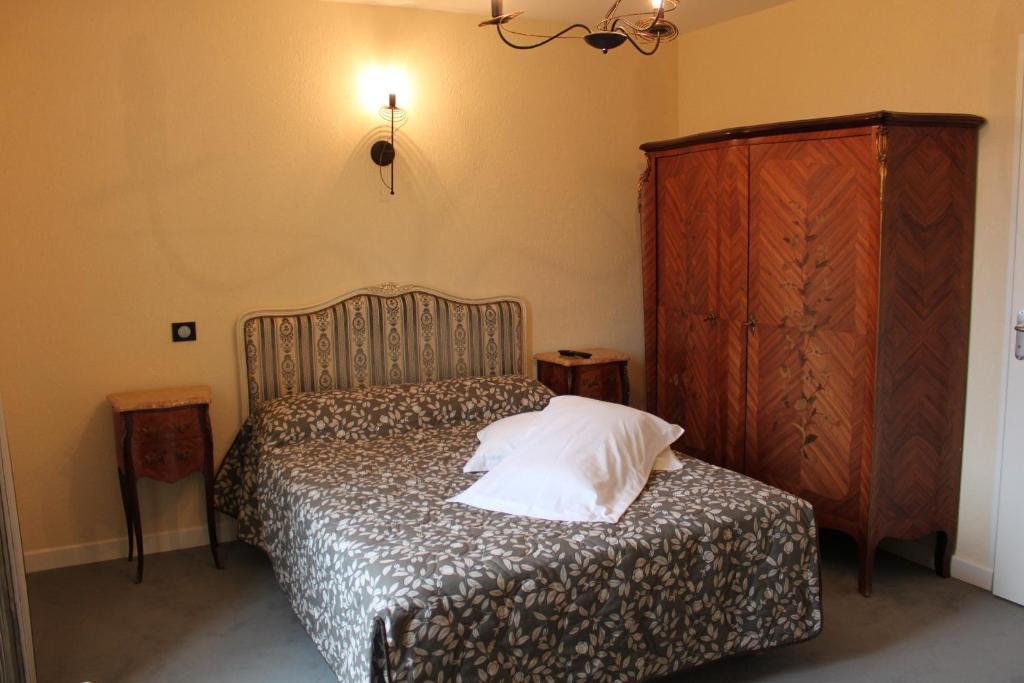 Gite De La Maison Fort Vereaux Экстерьер фото